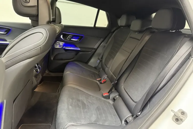 Mercedes-Benz GLC 300 din 2024 cu 22.496 km - oferta MER105739 - foto 6