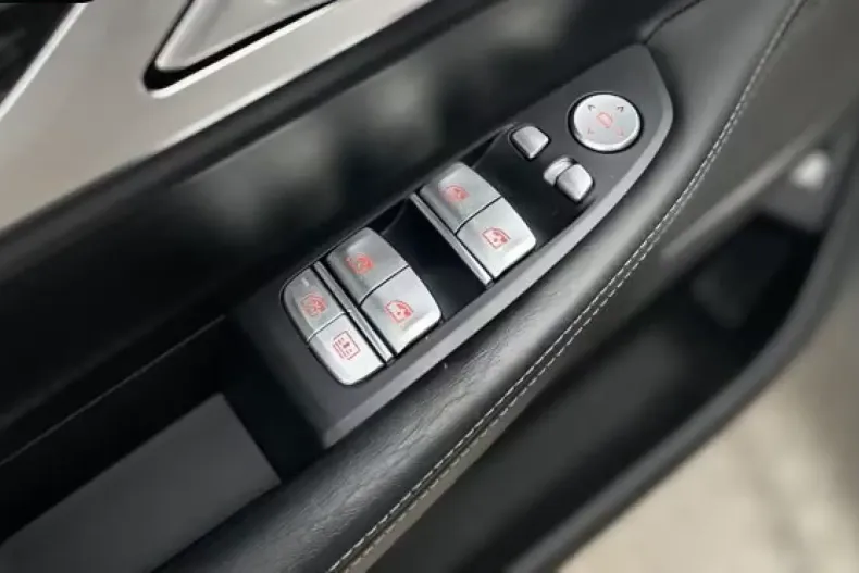 BMW 750 din 2021 cu 79.987 km - oferta BMW105741 - foto 6