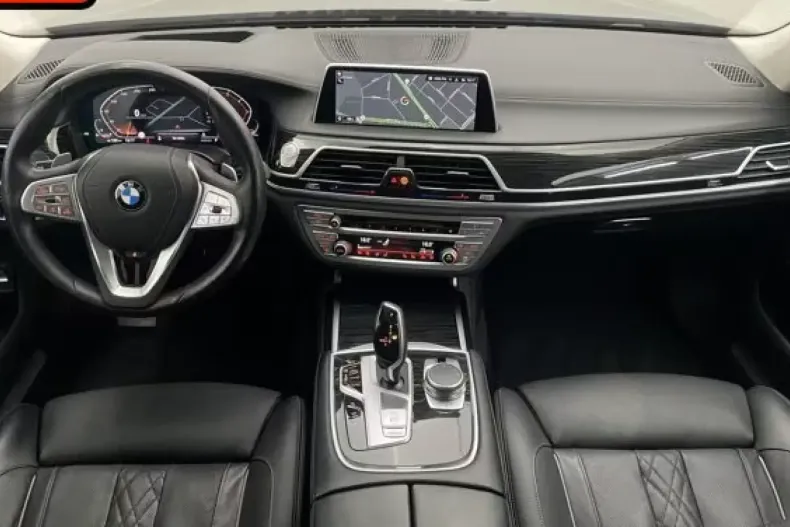 BMW 750 din 2021 cu 79.987 km - oferta BMW105741 - foto 7