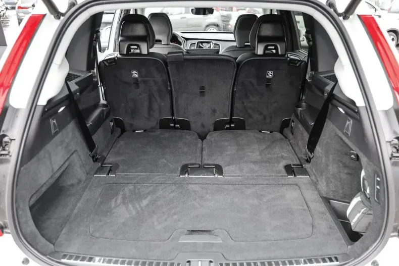 Volvo XC90 din 2023 cu 18.442 km - oferta VOL105742 - foto 16