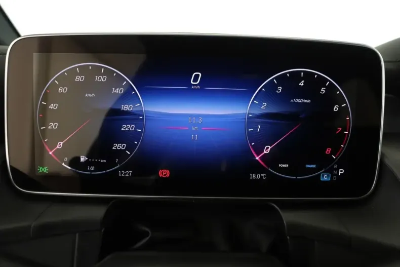 Mercedes-Benz GLC 300 din 2025 cu 10.000 km - oferta MER105751 - foto 10