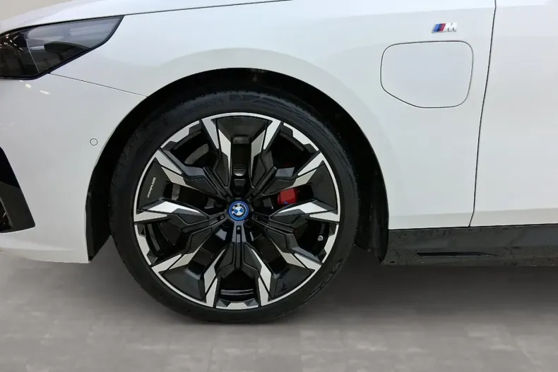 BMW 530 din 2024 cu 11.450 km - oferta BMW105754 - foto 3