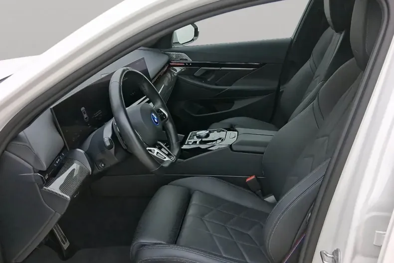 BMW 530 din 2024 cu 11.450 km - oferta BMW105754 - foto 6