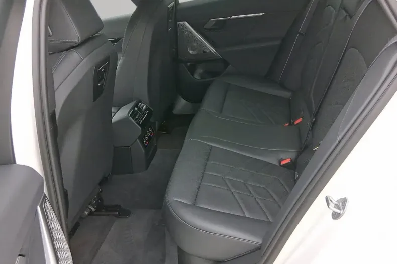 BMW 530 din 2024 cu 11.450 km - oferta BMW105754 - foto 9