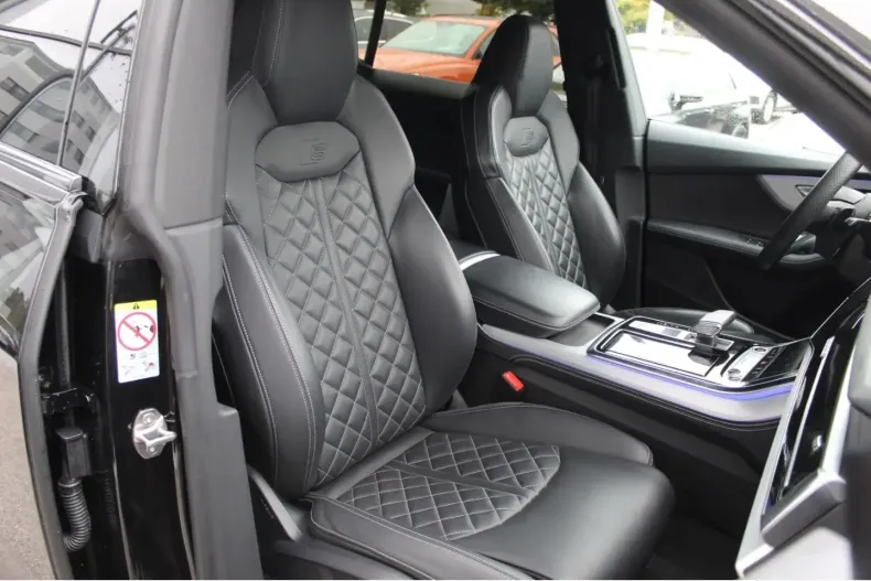 Audi Q8 din 2023 cu 37.800 km - oferta AUD105759 - foto 10