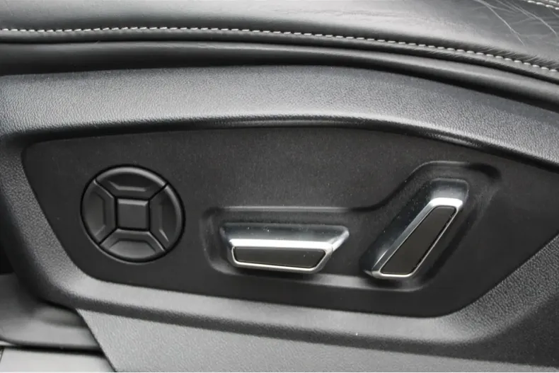 Audi Q8 din 2023 cu 37.800 km - oferta AUD105759 - foto 26