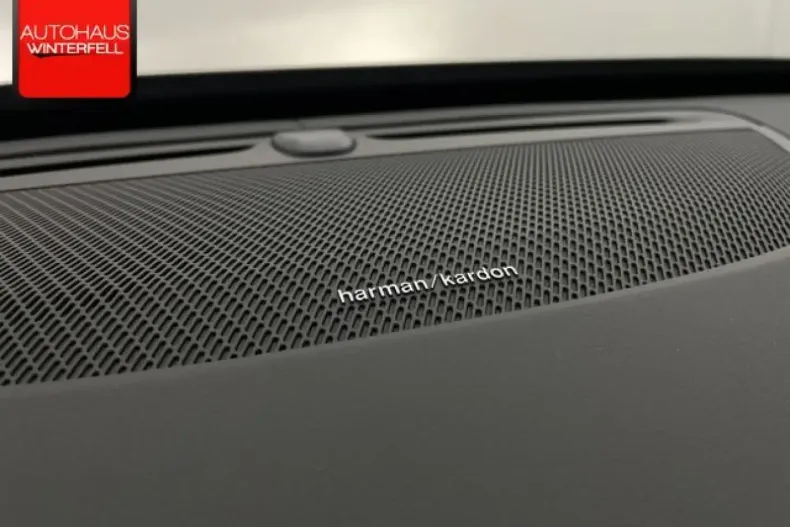 Volvo XC90 din 2024 cu 19.987 km - oferta VOL105760 - foto 13