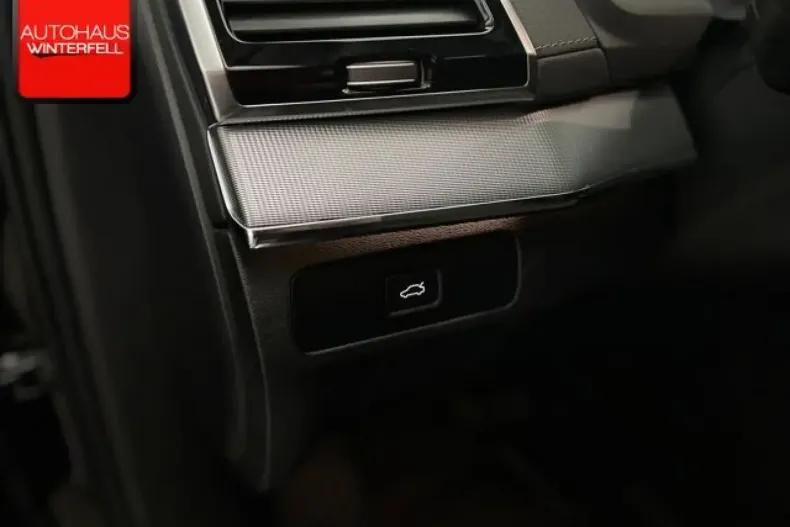 Volvo XC90 din 2024 cu 19.987 km - oferta VOL105760 - foto 33