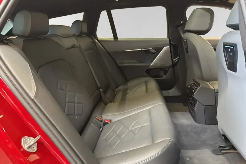 BMW 530 din 2024 cu 11.938 km - oferta BMW105761 - foto 13