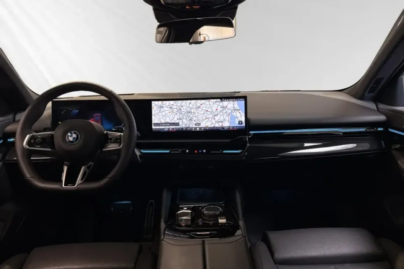 BMW 530 din 2024 cu 11.938 km - oferta BMW105761 - foto 20