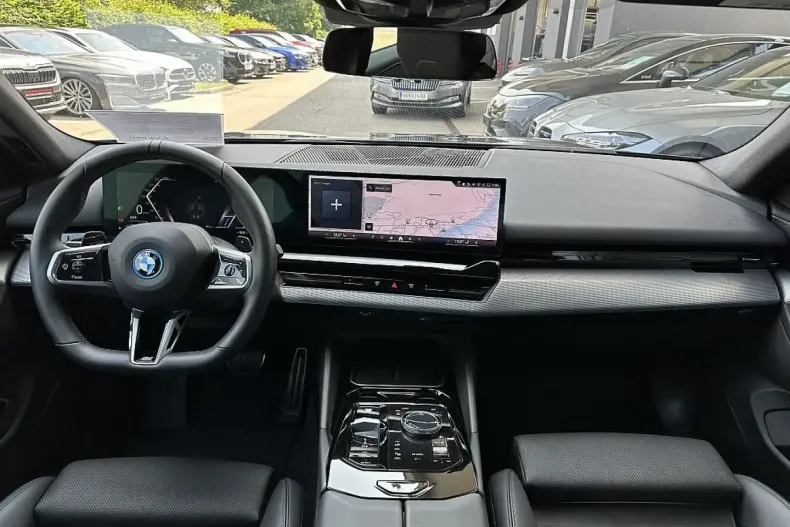 BMW 530 din 2024 cu 11.685 km - oferta BMW105762 - foto 26