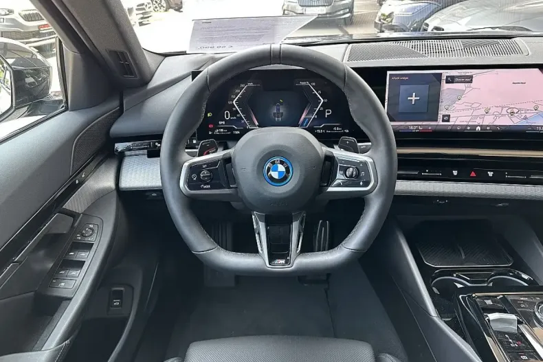 BMW 530 din 2024 cu 11.685 km - oferta BMW105762 - foto 27