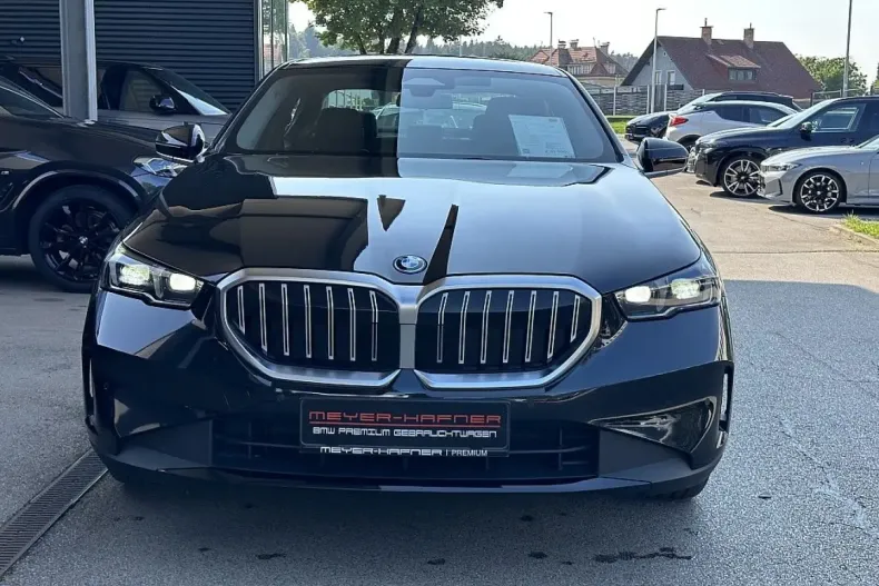 BMW 530 din 2024 cu 10.158 km - oferta BMW105763 - foto 2