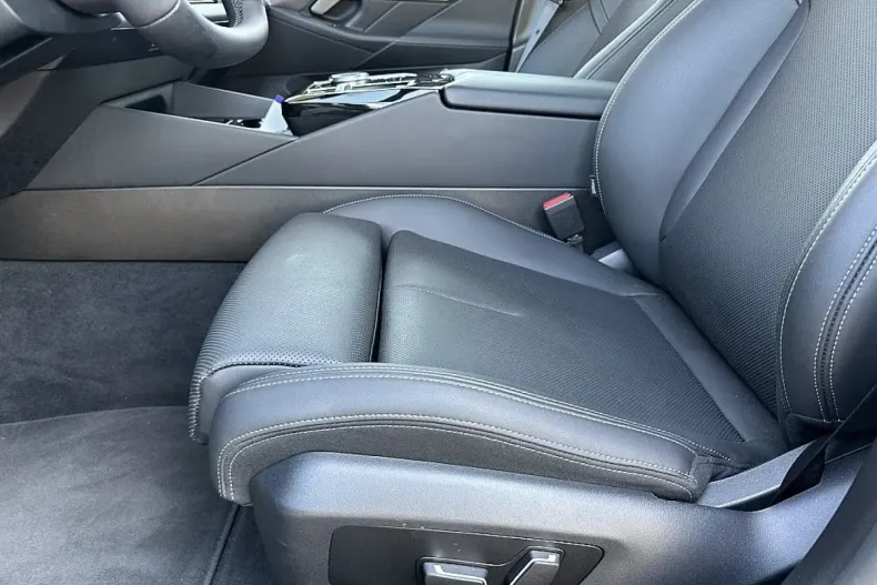 BMW 530 din 2024 cu 10.158 km - oferta BMW105763 - foto 17