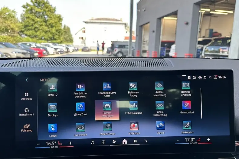 BMW 530 din 2024 cu 10.158 km - oferta BMW105763 - foto 30