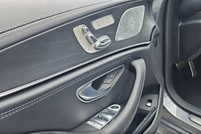 Mercedes-Benz CLS 450 din 2021 cu 60.547 km - oferta MER105789 - foto 5