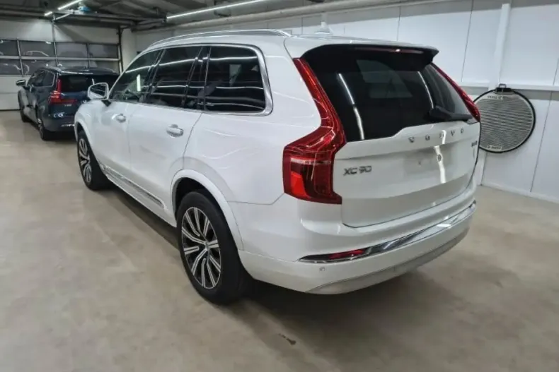 Volvo XC90 din 2021 cu 88.650 km - oferta VOL105814 - foto 4