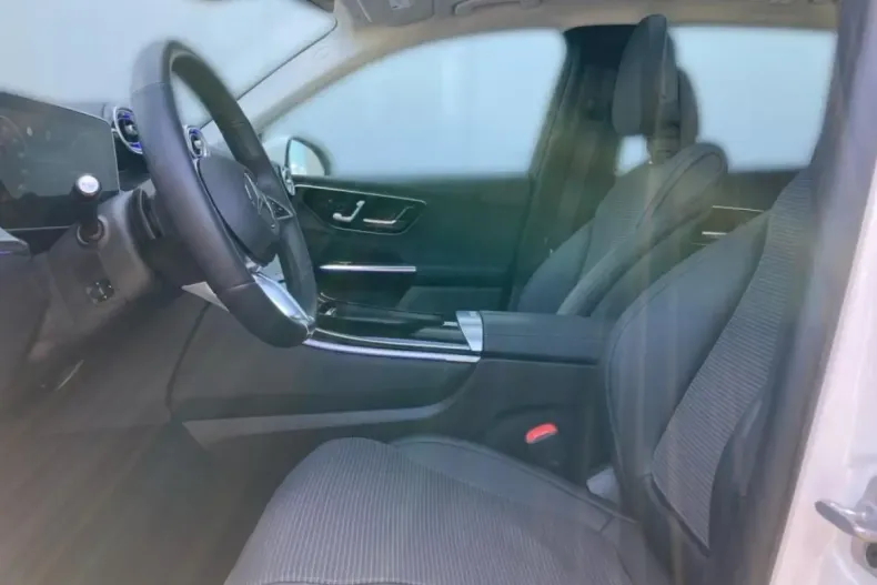 Mercedes-Benz GLC 220 din 2024 cu 46.254 km - oferta MER105816 - foto 8