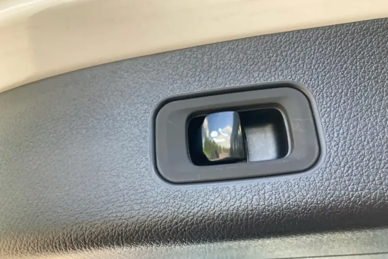 Mercedes-Benz GLC 220 din 2024 cu 46.254 km - oferta MER105816 - foto 15