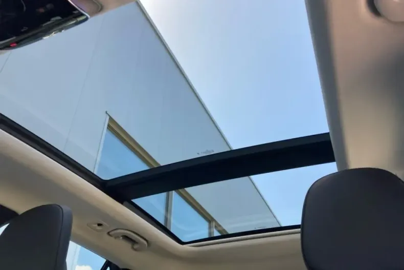 Mercedes-Benz GLC 220 din 2024 cu 46.254 km - oferta MER105816 - foto 18