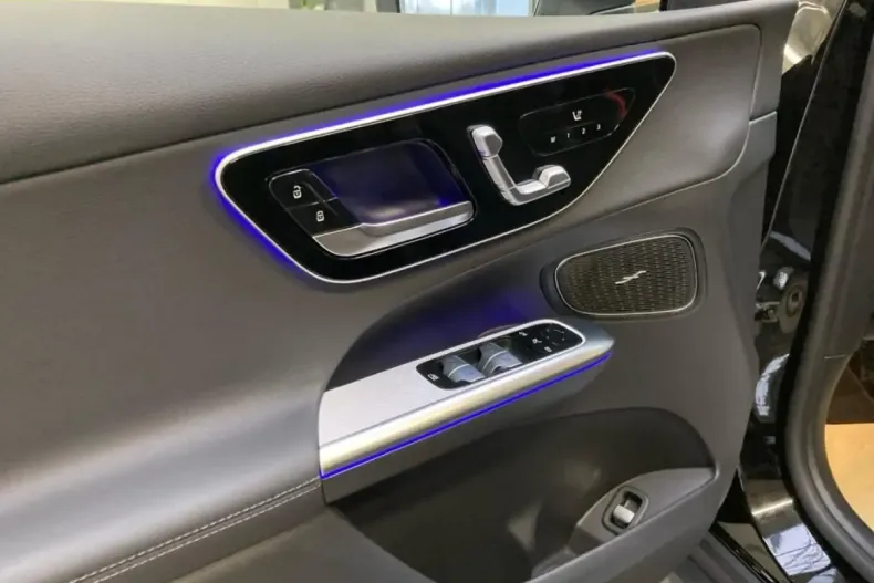 Mercedes-Benz GLC 200 din 2024 cu 19.900 km - oferta MER105821 - foto 8