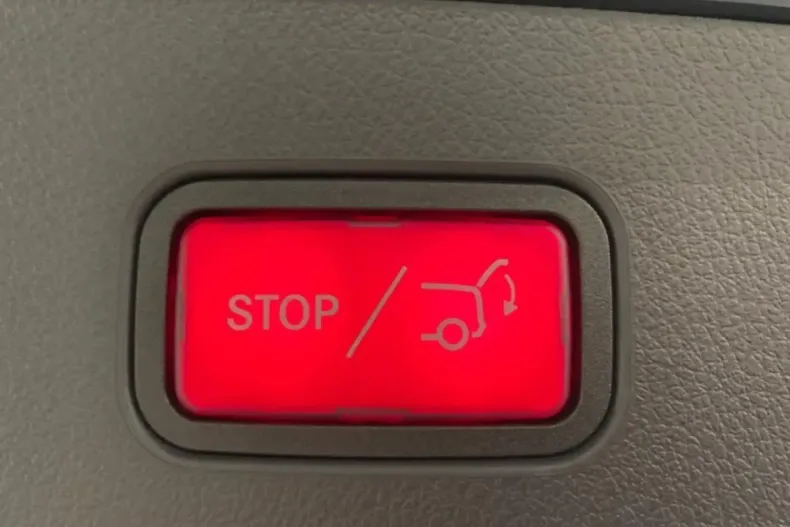 Mercedes-Benz GLC 200 din 2024 cu 19.900 km - oferta MER105821 - foto 17