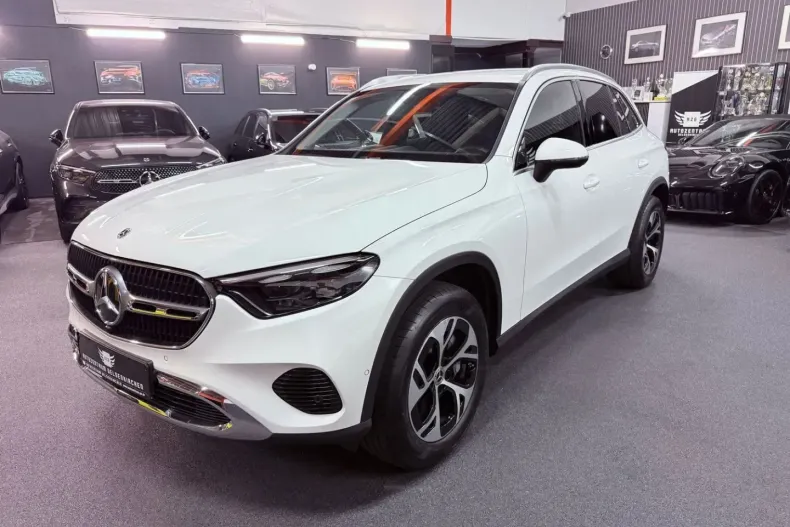 Mercedes-Benz GLC 300 din 2023 cu 42.000 km - oferta MER105824 - foto 1
