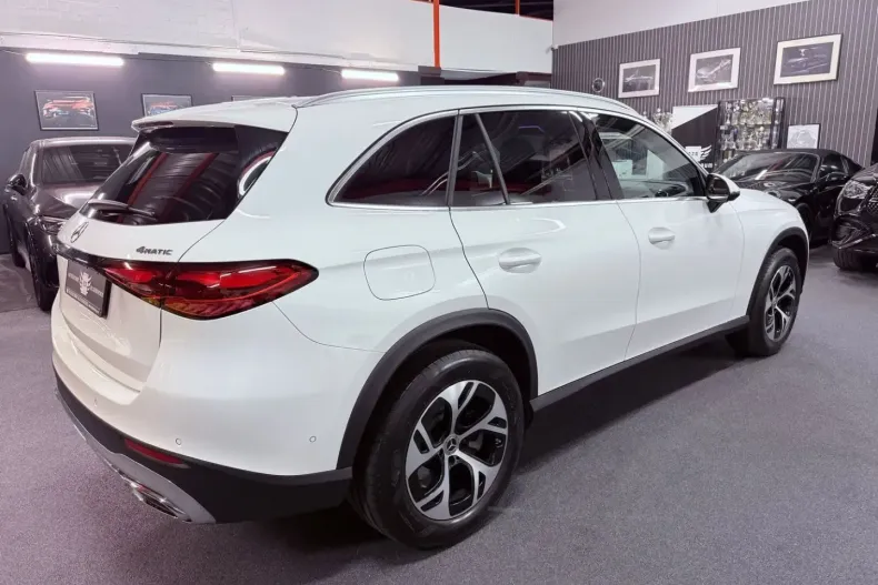 Mercedes-Benz GLC 300 din 2023 cu 42.000 km - oferta MER105824 - foto 11