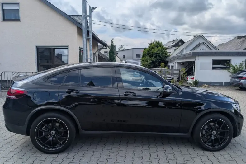 Mercedes-Benz GLC 200 din 2023 cu 70.503 km - oferta MER105830 - foto 6