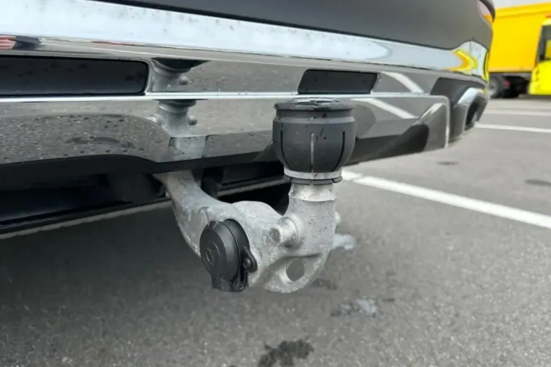 Mercedes-Benz GLC 200 din 2024 cu 23.800 km - oferta MER105836 - foto 14