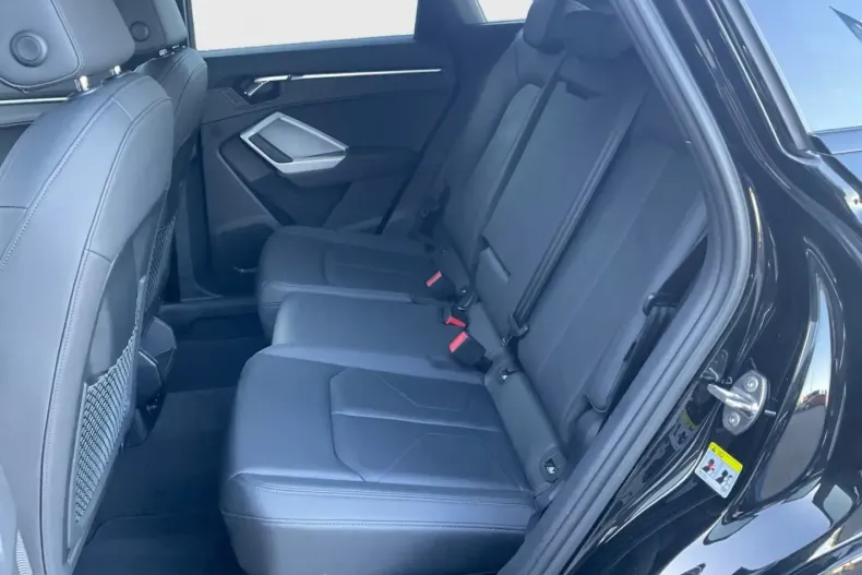 Audi Q3 din 2022 cu 106.407 km - oferta AUD105838 - foto 13