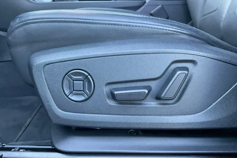 Audi Q3 din 2022 cu 106.407 km - oferta AUD105838 - foto 24