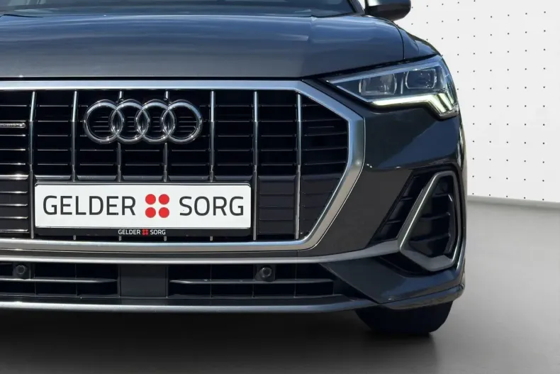 Audi Q3 din 2021 cu 100.490 km - oferta AUD105841 - foto 1