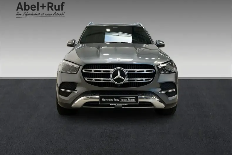 Mercedes-Benz GLE 300 din 2024 cu 23.438 km - oferta MER105852 - foto 2