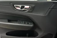 Volvo XC60 din 2022 cu 26.945 km - oferta VOL105855 - foto 8