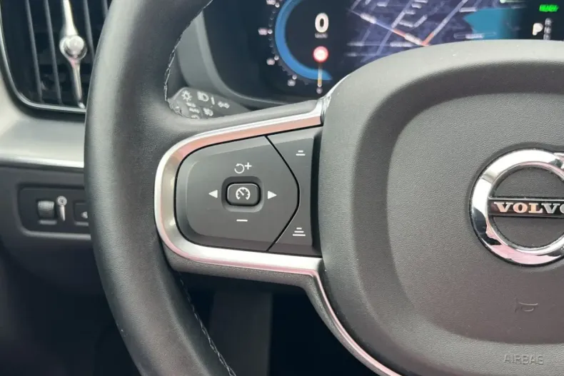 Volvo XC60 din 2022 cu 26.945 km - oferta VOL105855 - foto 12