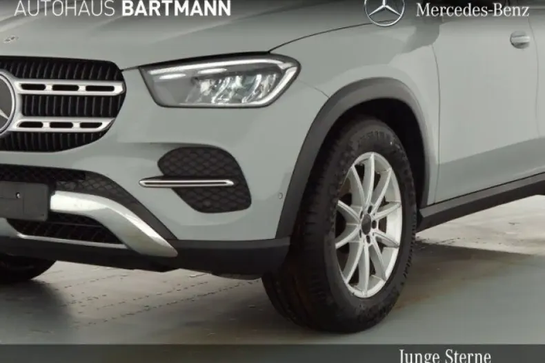 Mercedes-Benz GLE 400 din 2023 cu 23.441 km - oferta MER105858 - foto 2