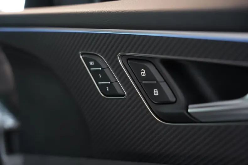 Audi RSQ8 din 2023 cu 36.500 km - oferta AUD105861 - foto 28