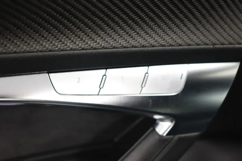 Audi RS7 din 2023 cu 25.558 km - oferta AUD105864 - foto 9