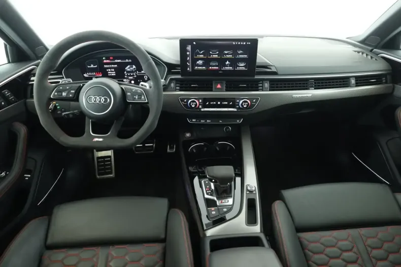Audi RS4 din 2024 cu 6.400 km - oferta AUD105870 - foto 9