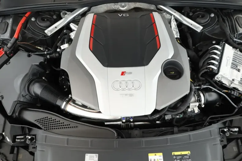 Audi RS4 din 2024 cu 6.400 km - oferta AUD105870 - foto 24