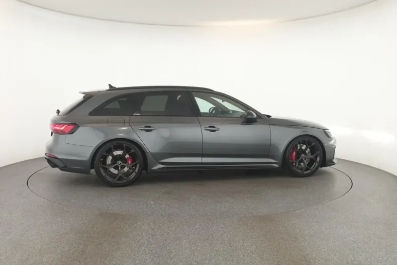 Audi RS4 din 2024 cu 6.400 km - oferta AUD105870 - foto 26