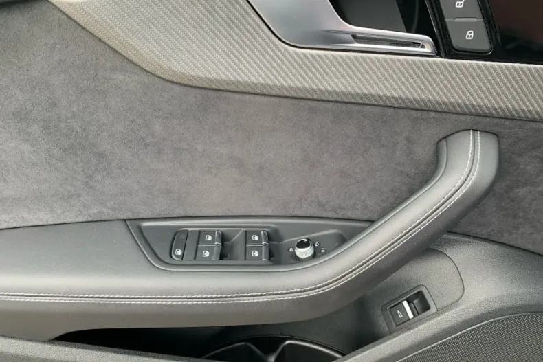 Audi RS4 din 2023 cu 25.036 km - oferta AUD105871 - foto 13