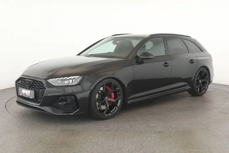 Audi RS4 din 2024 cu 6.000 km - oferta AUD105874 - foto 1