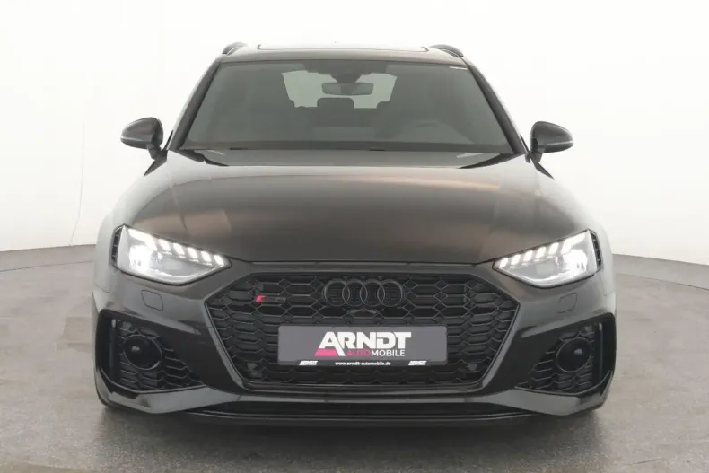 Audi RS4 din 2024 cu 6.000 km - oferta AUD105874 - foto 2