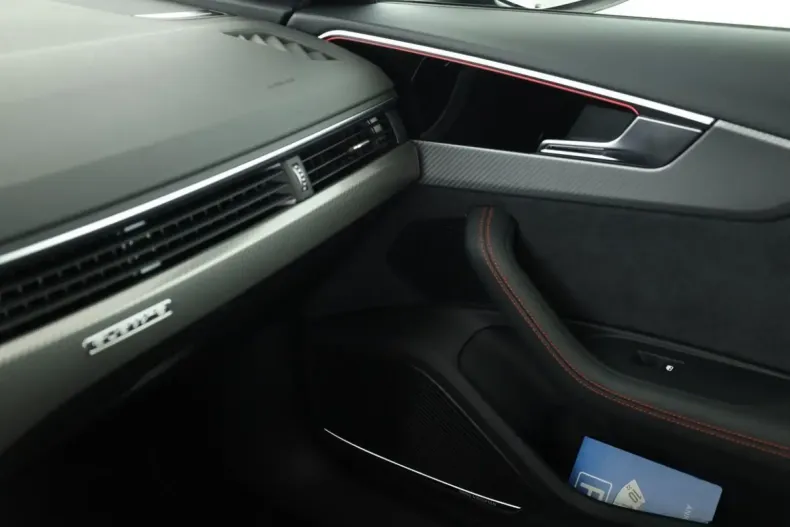 Audi RS4 din 2024 cu 6.000 km - oferta AUD105874 - foto 20