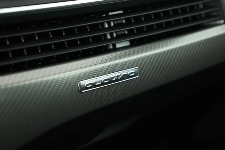 Audi RS4 din 2024 cu 6.000 km - oferta AUD105874 - foto 21