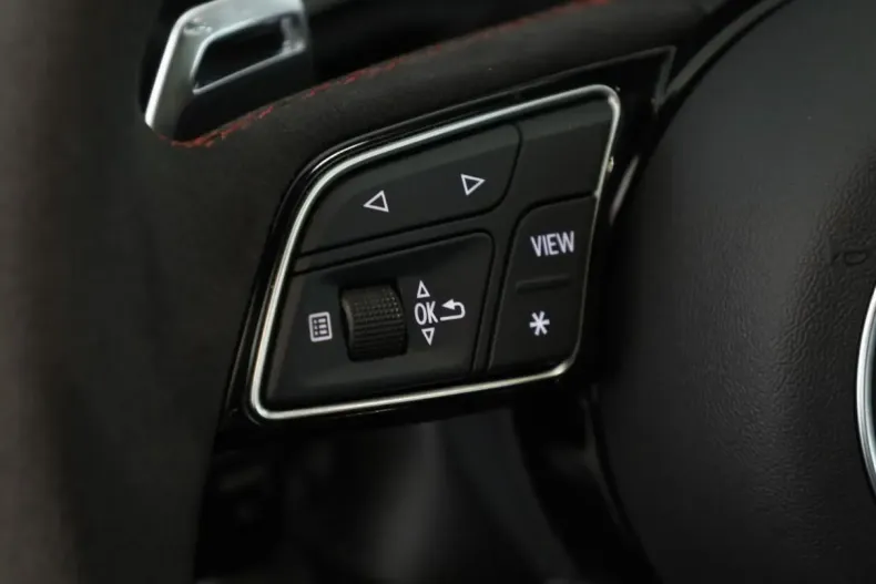 Audi RS4 din 2024 cu 6.000 km - oferta AUD105874 - foto 26