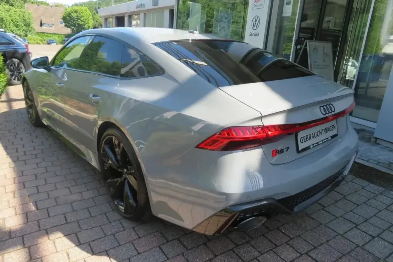 Audi RS7 din 2024 cu 6.679 km - oferta AUD105876 - foto 3