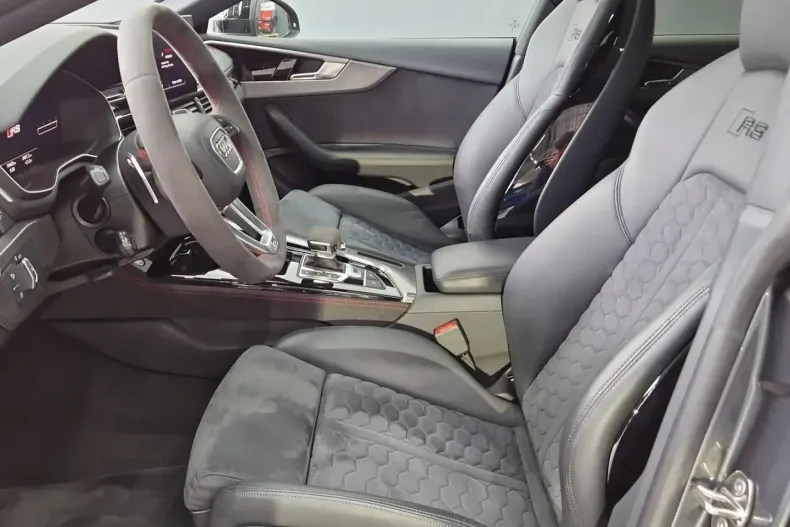 Audi RS5 din 2024 cu 18.402 km - oferta AUD105877 - foto 4